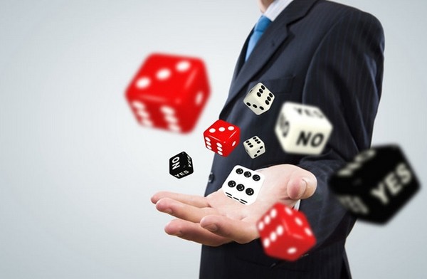 Nhận biết 4 nguy cơ mất việc, và bí quyết “điều hướng”