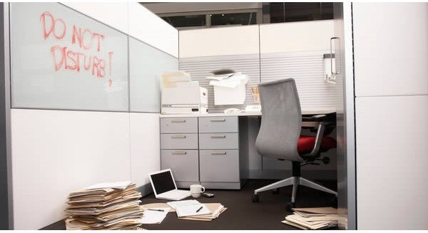 10 nhân viên nổi tiếng tệ hại khiến các công ty ngán ngẩm