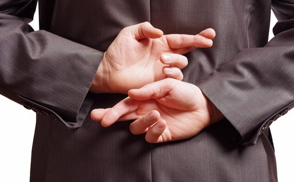 4 tình huống không nên nói ra sự thật tại công sở