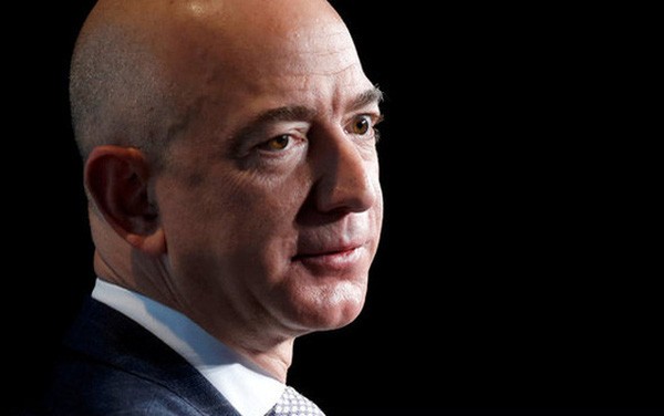 Jeff Bezos: Nhà tài phiệt “ngoa ngoắt”?