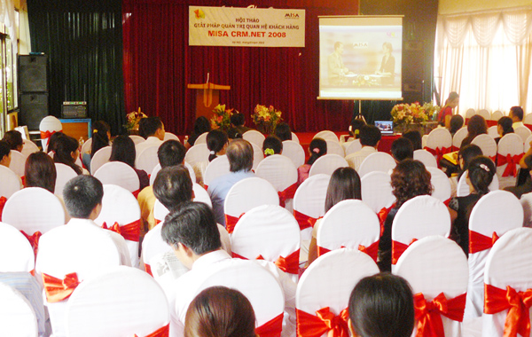 Hơn 150 Giám đốc, Trưởng phòng tham dự Hội thảo “Giải pháp Quản trị Quan hệ khách hàng – MISA CRM.NET 2008” tại Hà Nội