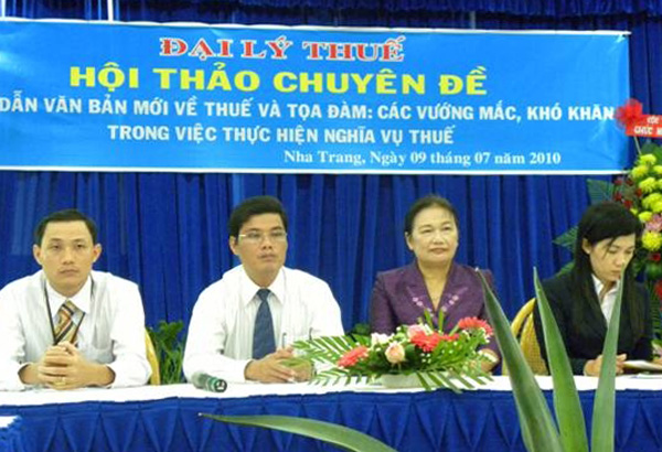 Hoi20thao20nha20trang_1.jpg