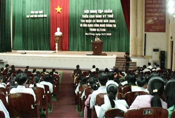 Hoi_thao_Khanh_Hoa_thang_8_2009.JPG
