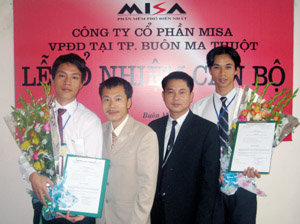 Le_bo_nhiem_BMT_29122007.jpg