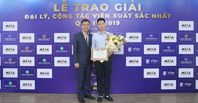 Nguyễn Văn Đức – Cộng tác viên Vàng trên Đường đua Đại lý/Cộng tác viên xuất sắc nhất MISA năm 2019