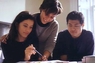 Có bạn nơi công sở giúp bạn tiện lợi hơn