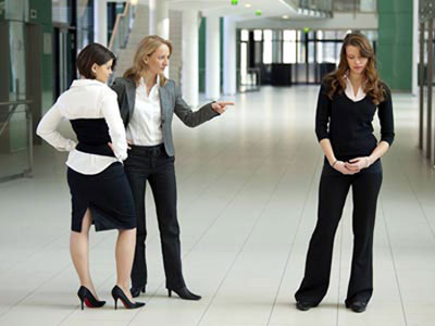 Bí quyết chế ngự sự đố kỵ trong công việc