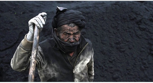 Mắc bệnh nghề nghiệp tại công ty cũ sẽ được hỗ trợ tiền khám và chữa bệnh