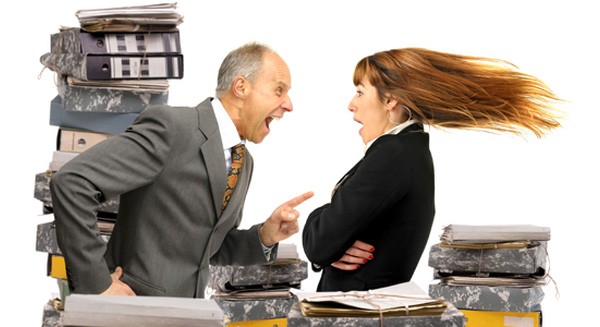 Mềm mỏng với nhân viên quá mức sẽ ảnh hưởng tới công việc?