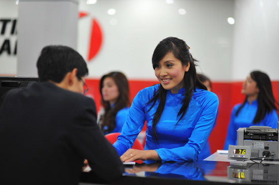 Câu chuyện về các nhân viên ngân hàng: mới cũng như cũ?