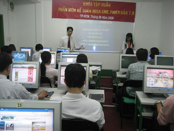 MISA HCM liên tục tổ chức tập huấn miễn phí sử dụng phần mềm MISA-SME