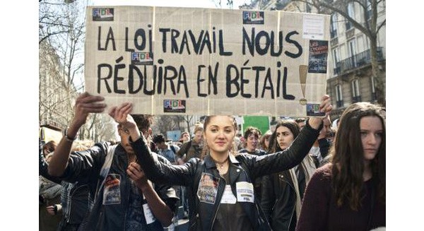 Pháp sắp cấm gửi Email ngoài giờ làm để bảo vệ sức khỏe người lao động