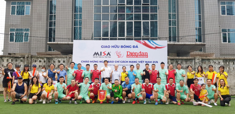 MISA giao hữu bóng đá cùng Tạp chí Diễn đàn doanh nghiệp